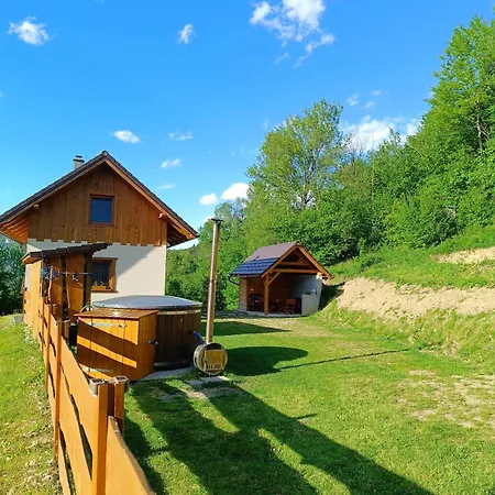 木屋 Horna U Bratrikov *